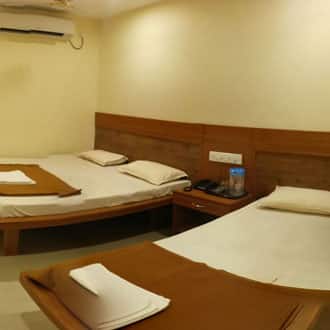 Hotel New White House, Hyderabad 3